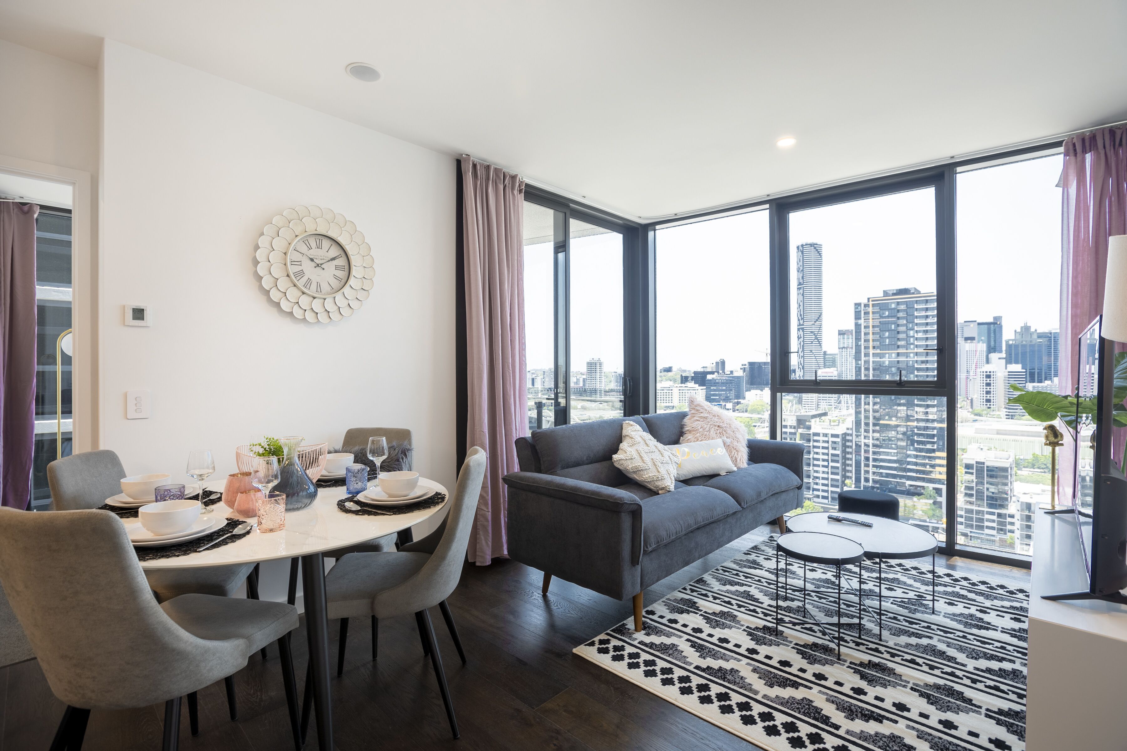 Brisbane One Apartments by CLLIX