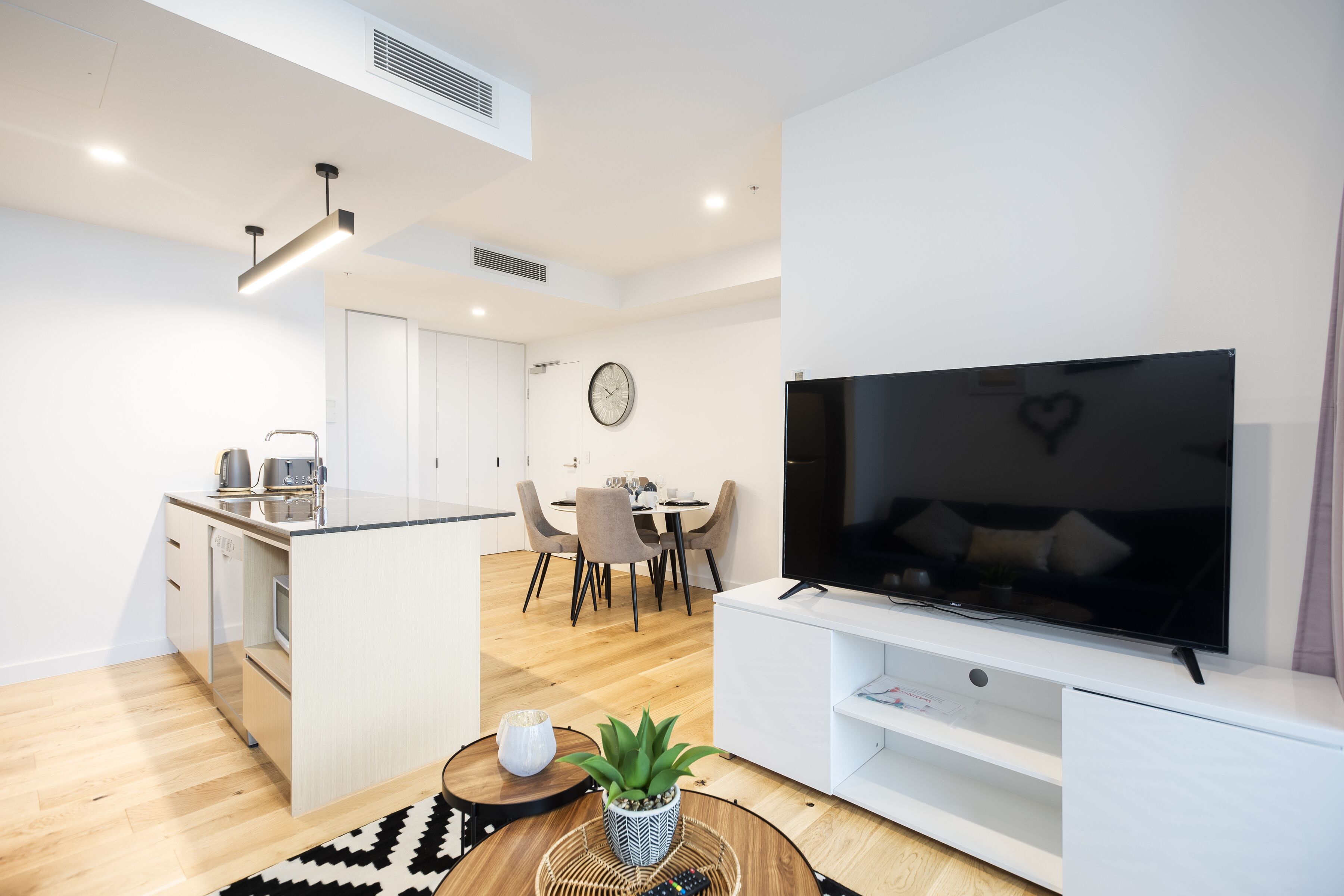 Brisbane One Apartments by CLLIX