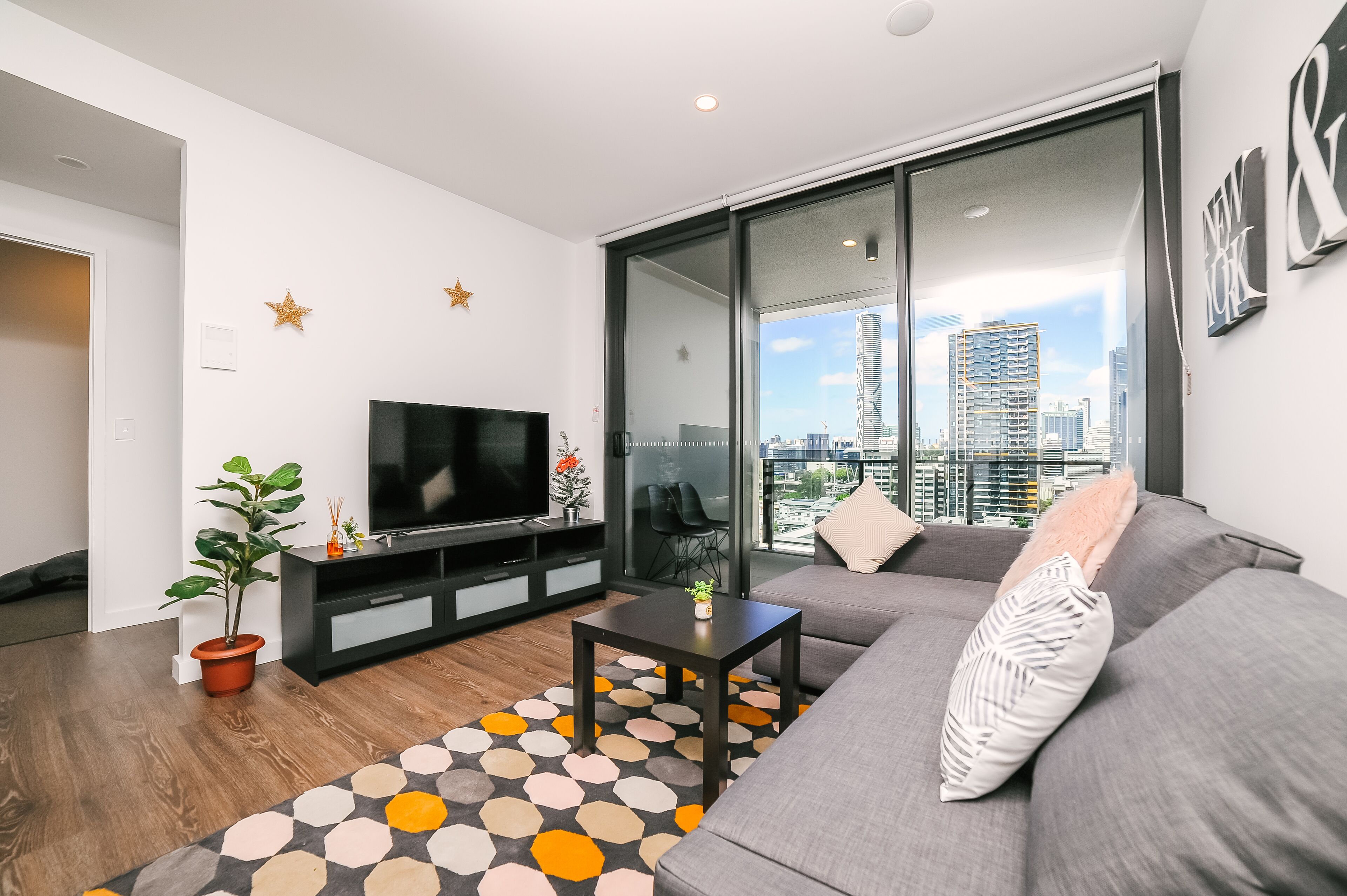 Brisbane One Apartments by CLLIX