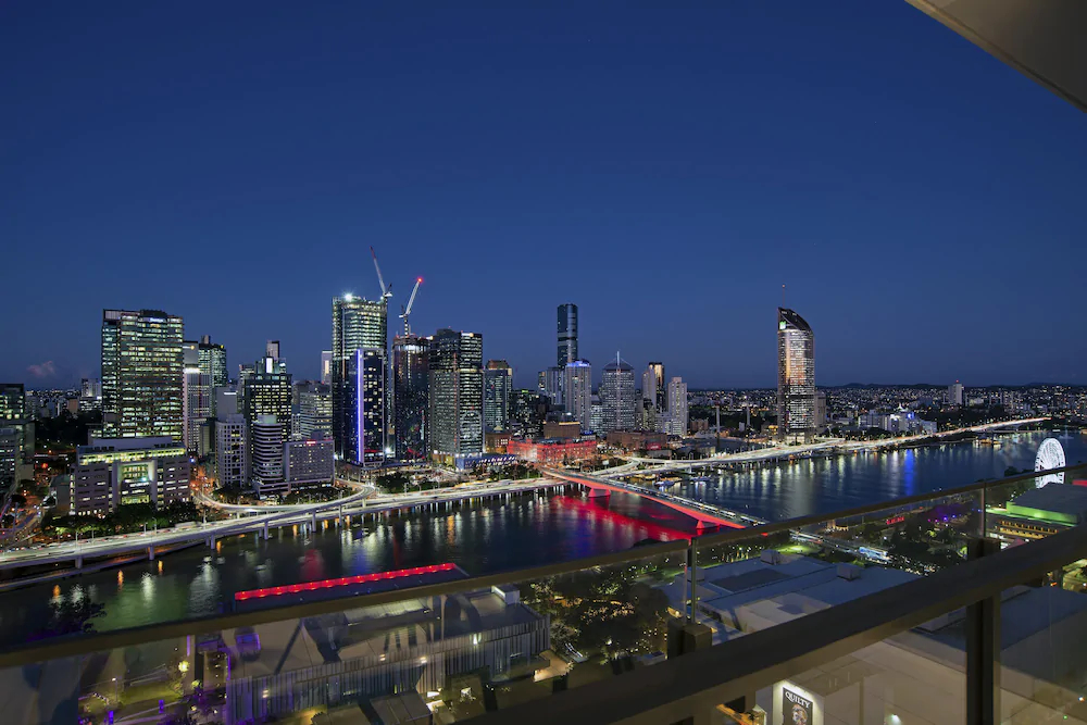 Hope Street Apartments by CLLIX