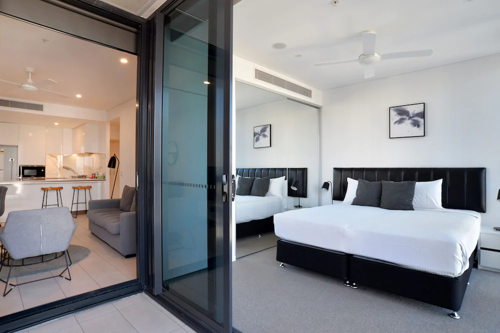 Hope Street Apartments by CLLIX