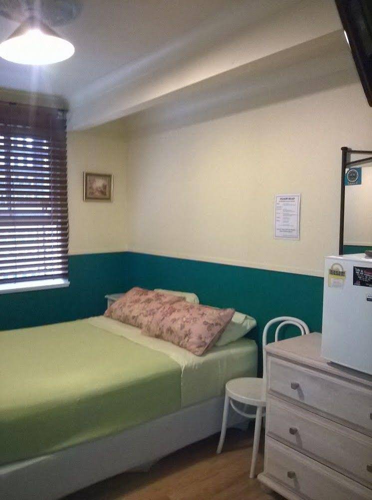 Aussie Way Backpackers