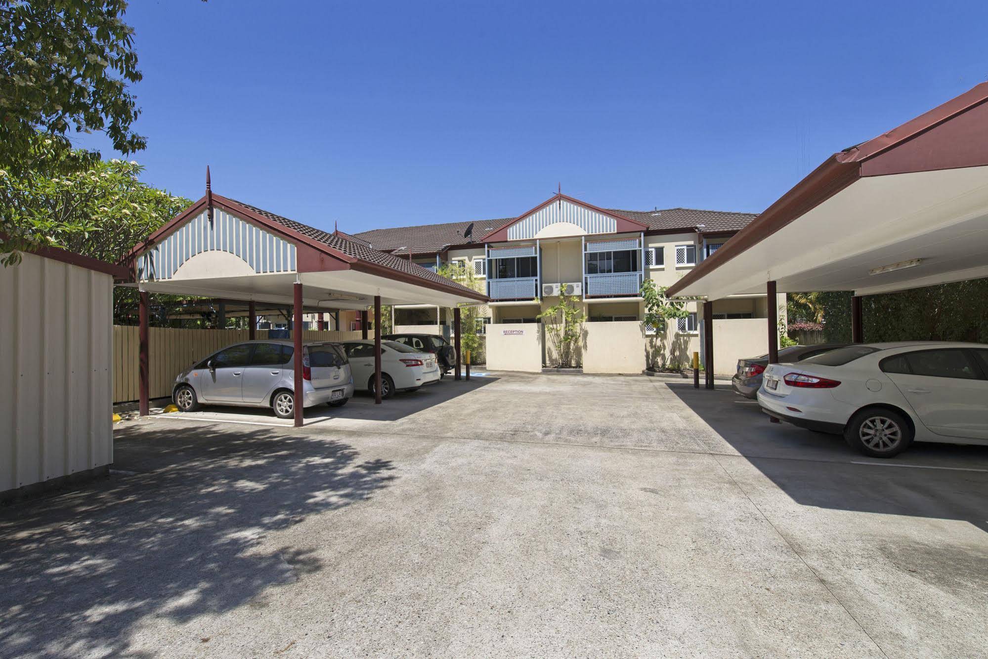 Benson Court Motel