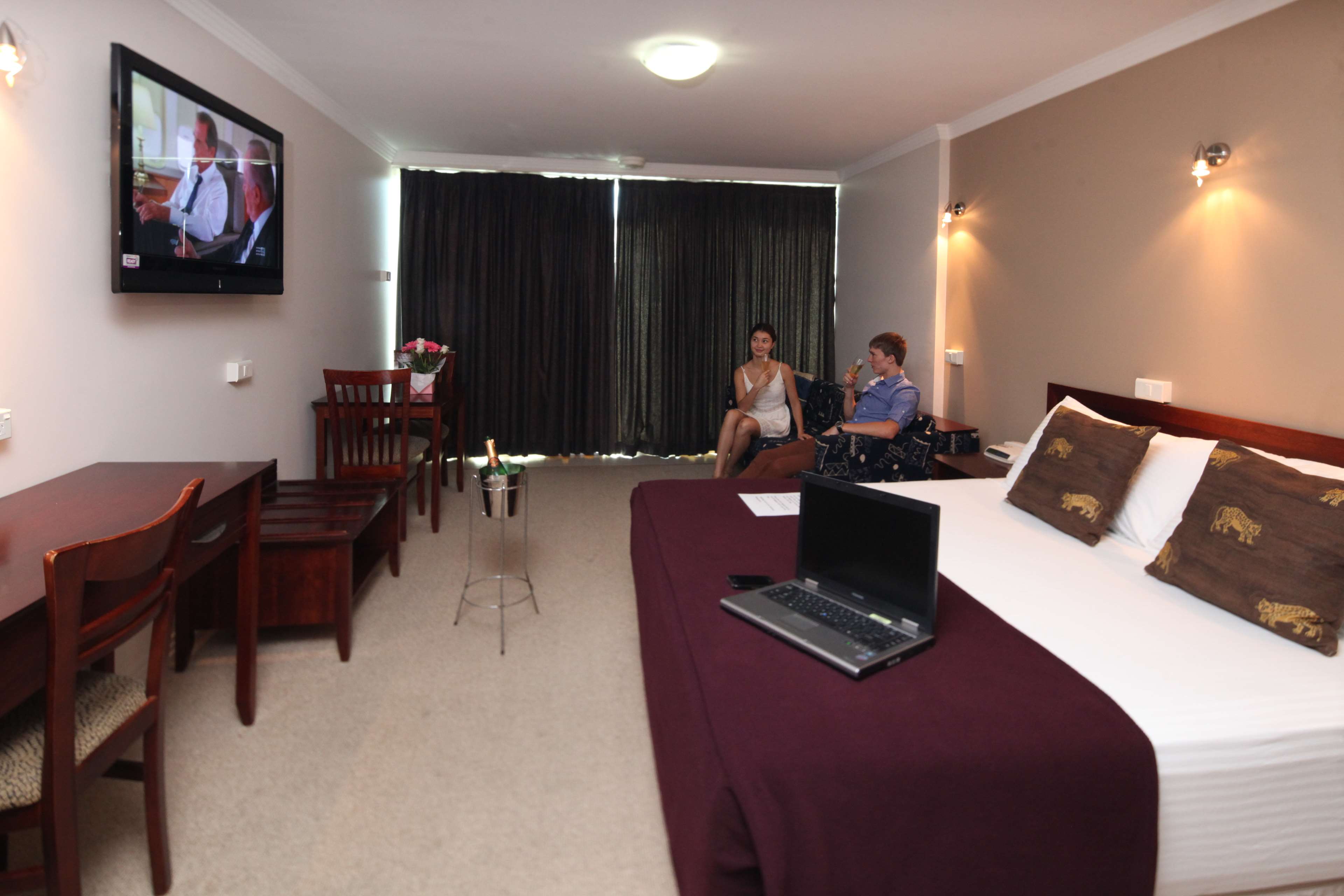 Best Western Astor Metropole Hotel & Apartments