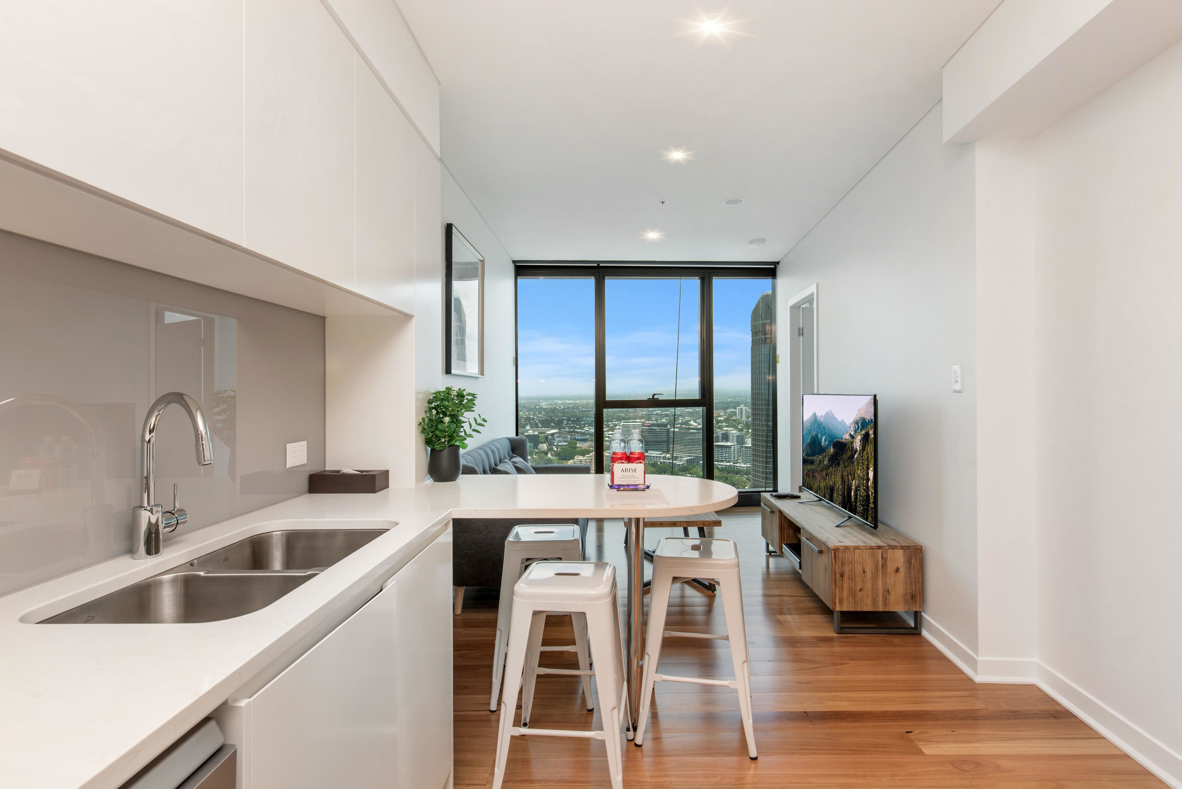 Brisbane Skytower by CLLIX