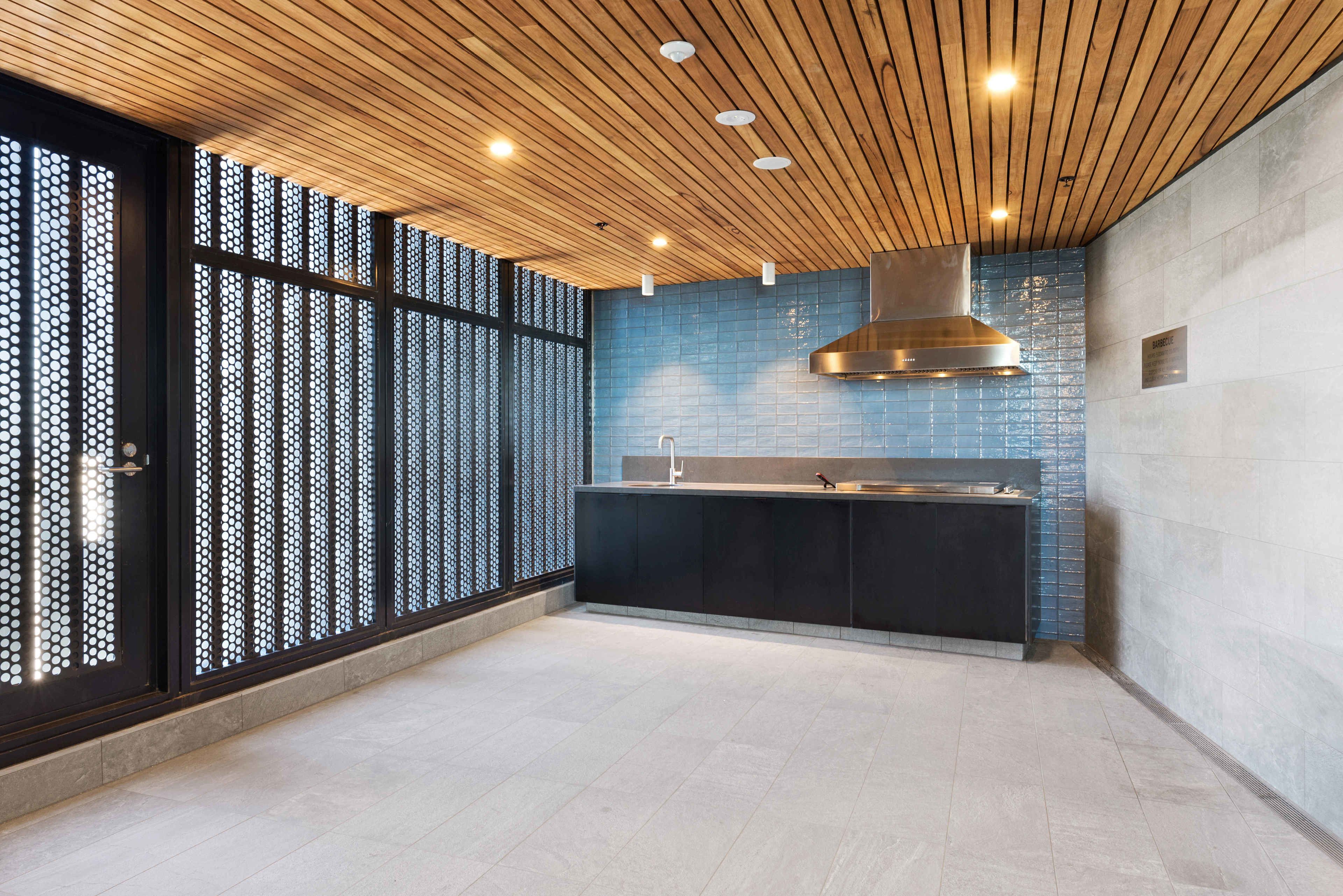 Brisbane Skytower by CLLIX