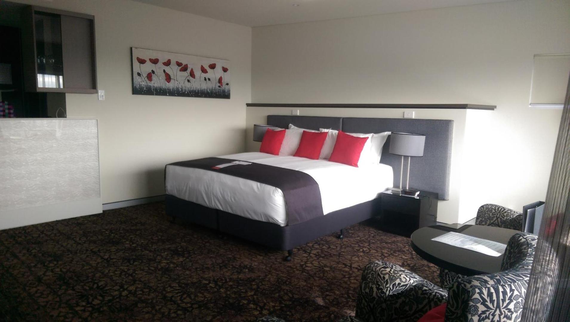 Calamvale Hotel Suites and Conference Centre