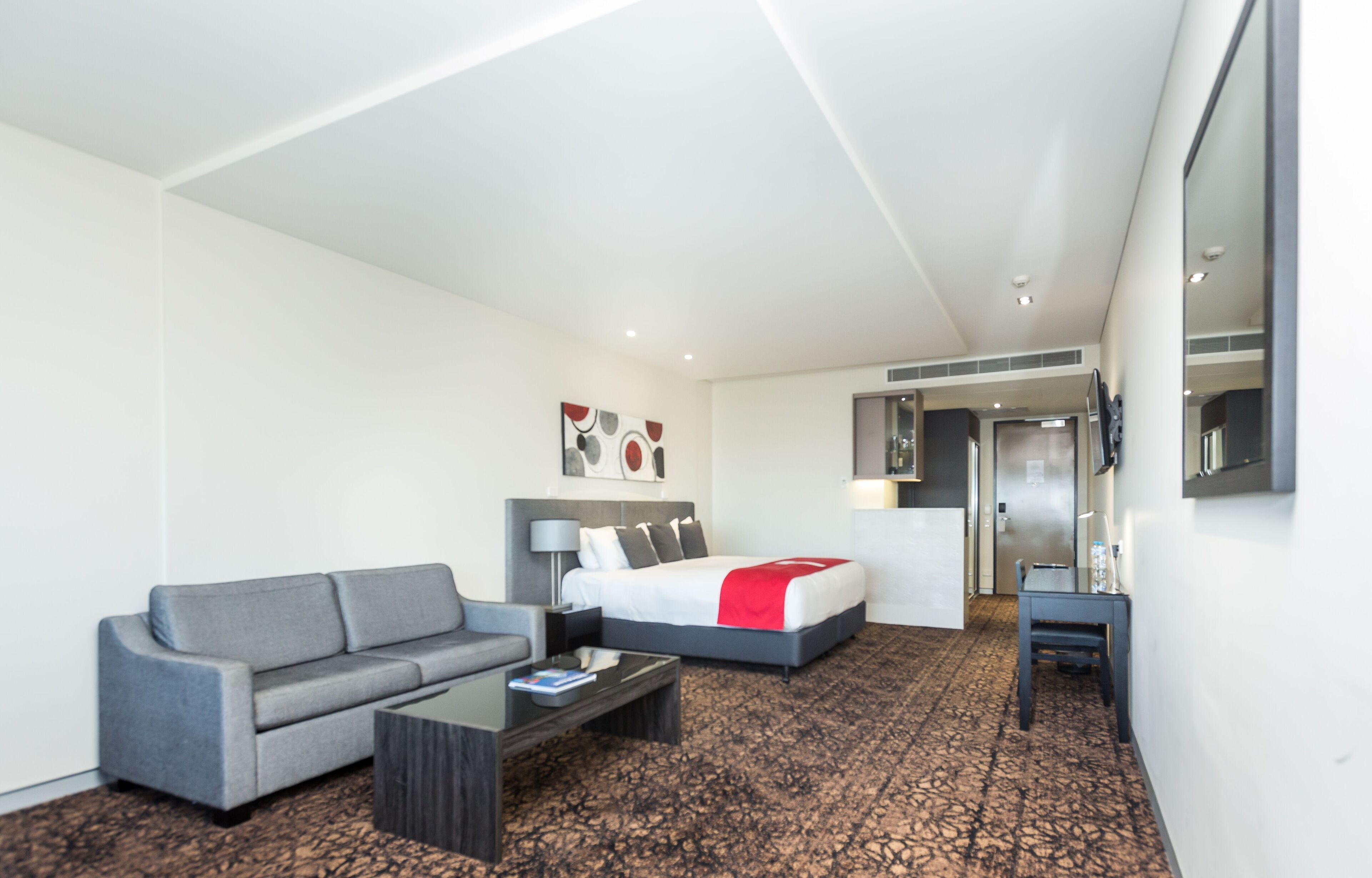 Calamvale Hotel Suites and Conference Centre