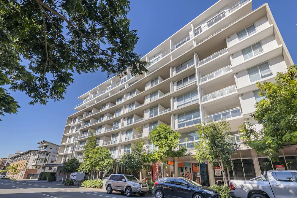 DoubleOne3 Apartments