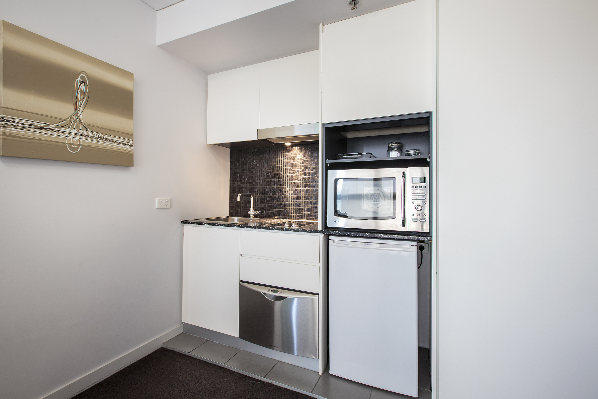 Evolution Apartment Hotel