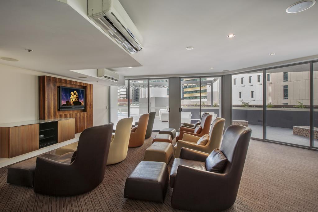 Evolution Apartment Hotel