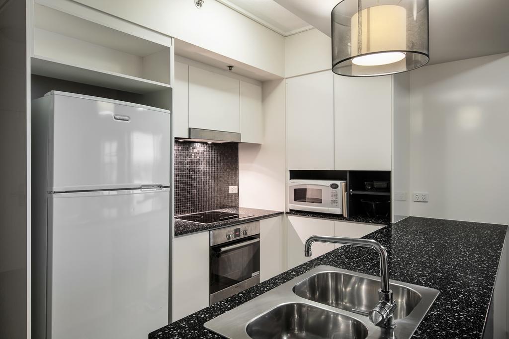 Evolution Apartment Hotel