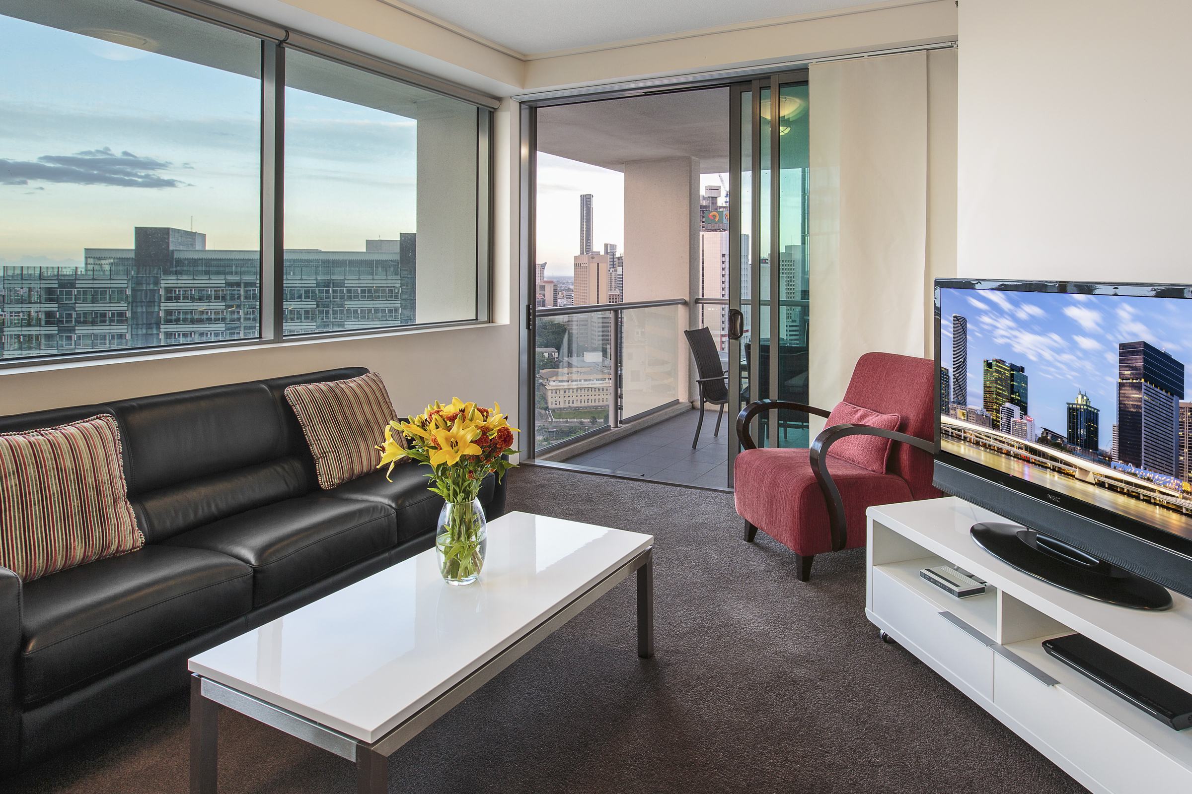 Evolution Apartment Hotel