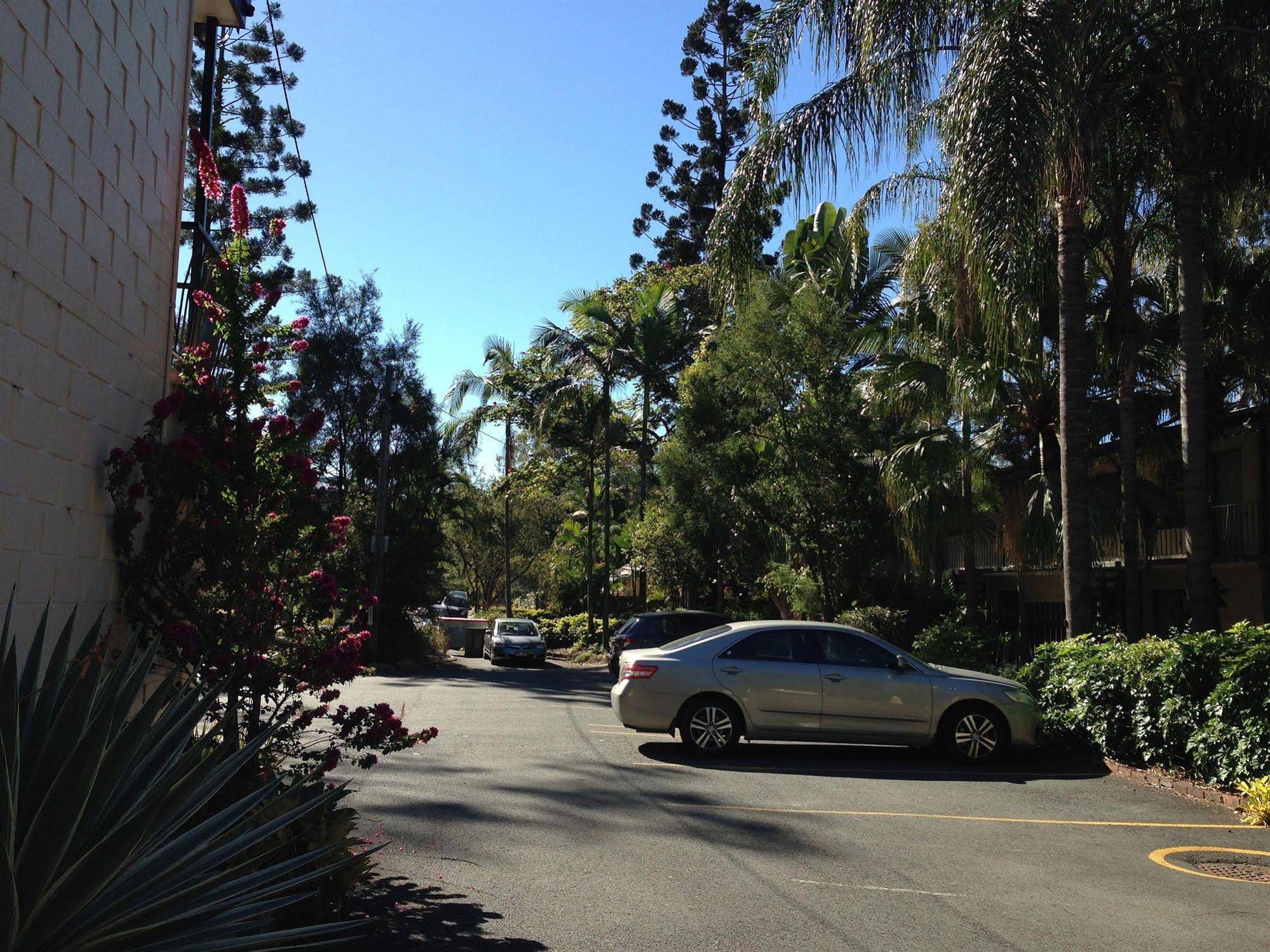 Forest Lodge Apartments