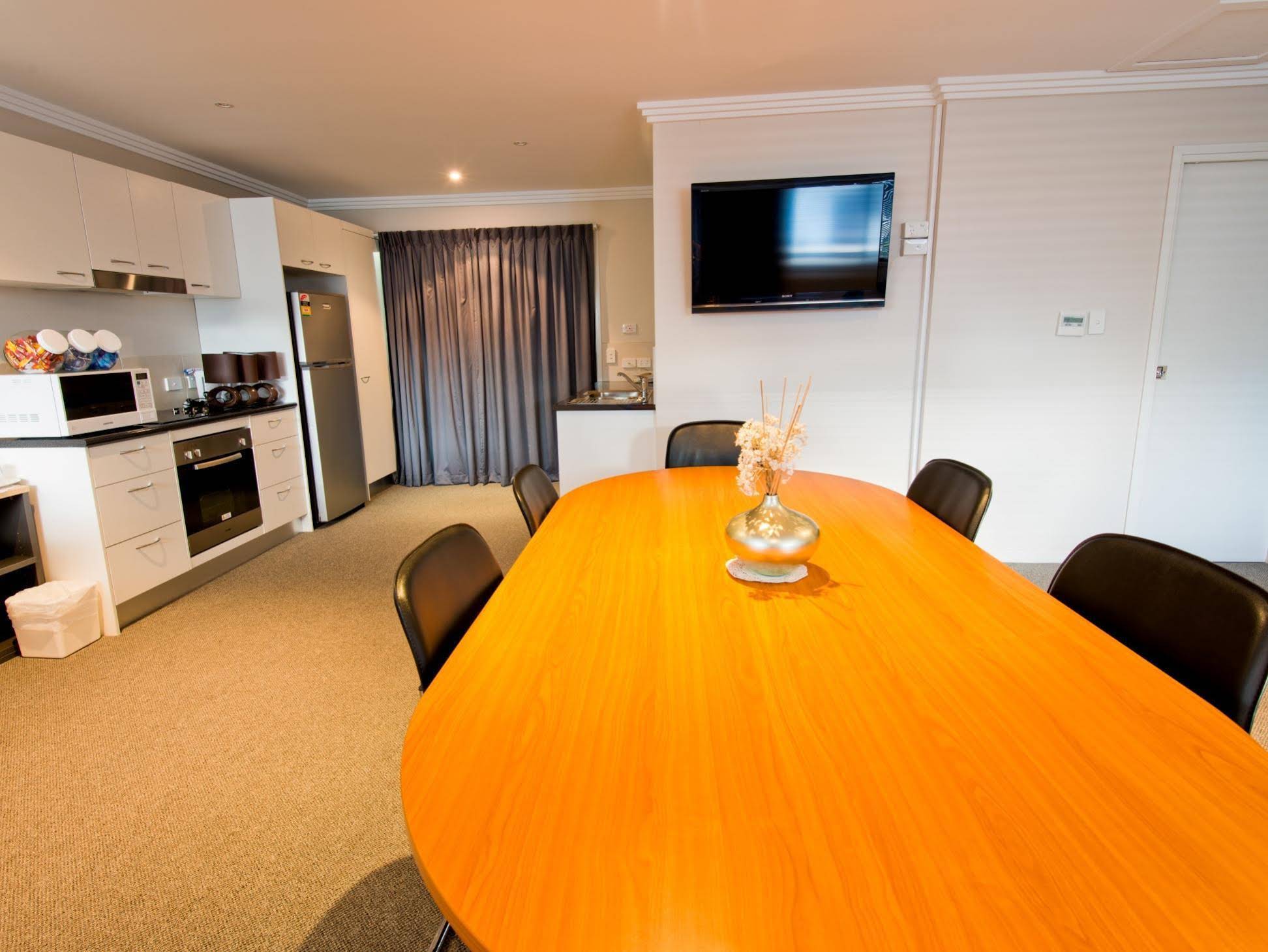 Southern Cross Motel & Apartments