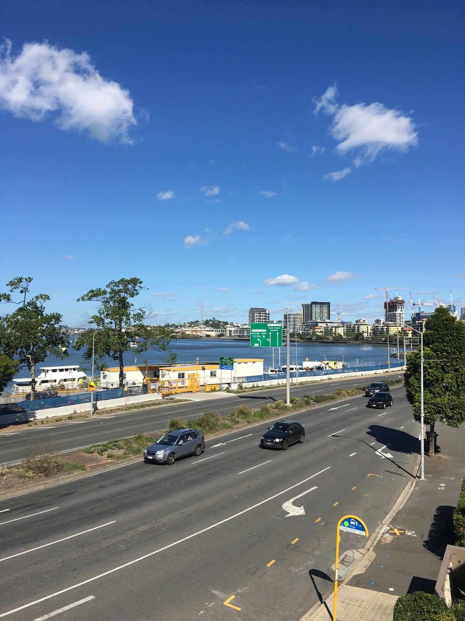 Kingsford Riverside Inn