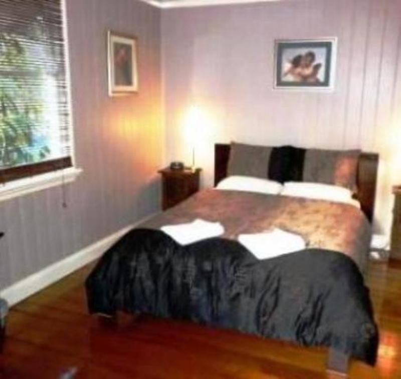 Kirkland House B&B