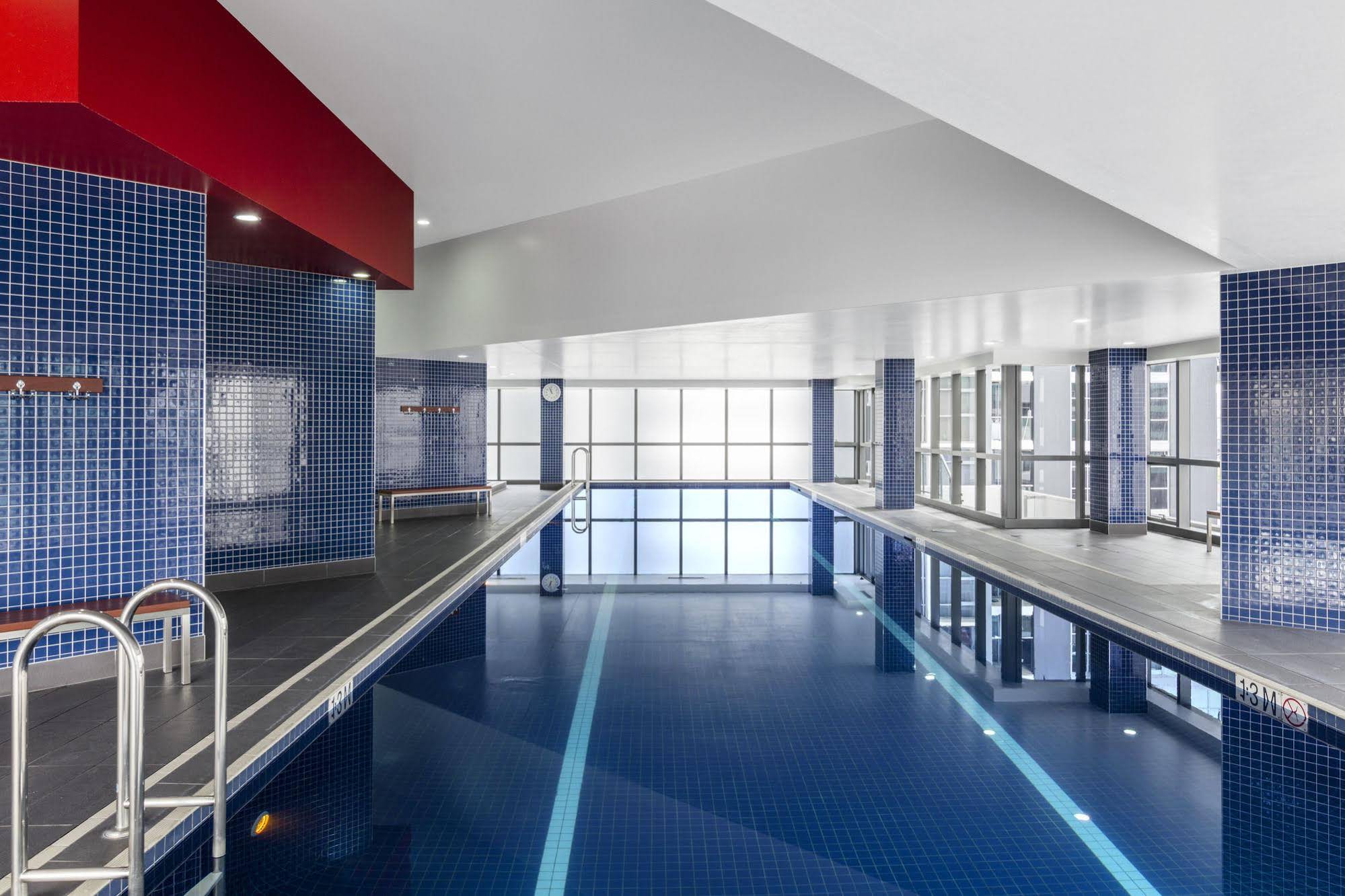 Meriton Suites Adelaide Street, Brisbane
