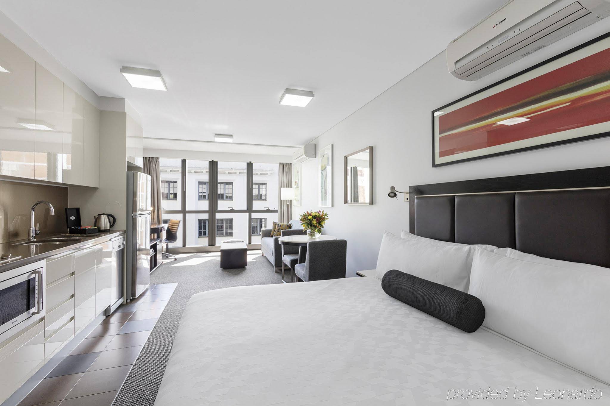 Meriton Suites Adelaide Street, Brisbane