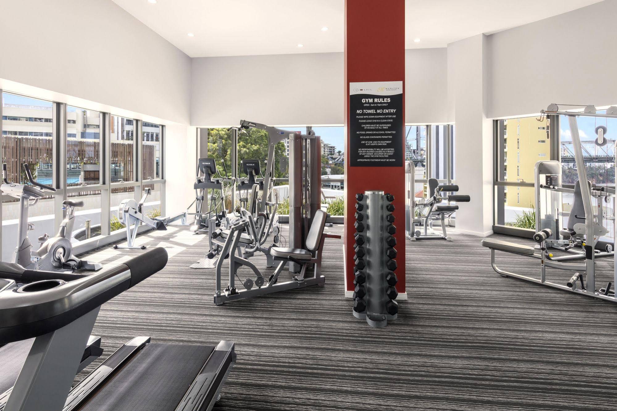 Meriton Suites Adelaide Street, Brisbane