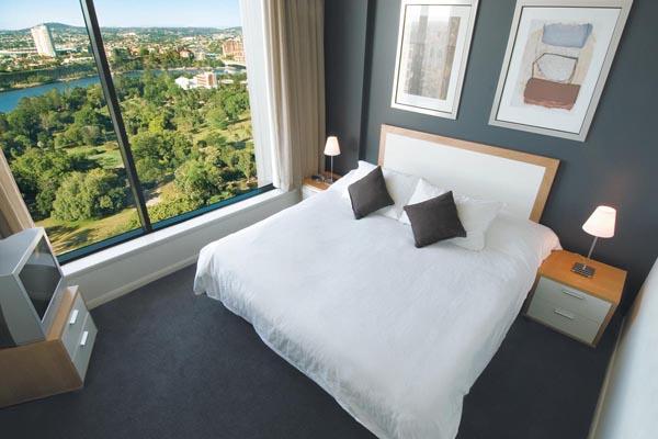 Oaks Brisbane on Margaret Suites