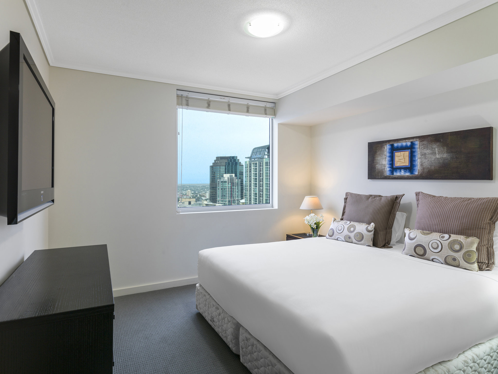 Oaks Brisbane Casino Tower Suites
