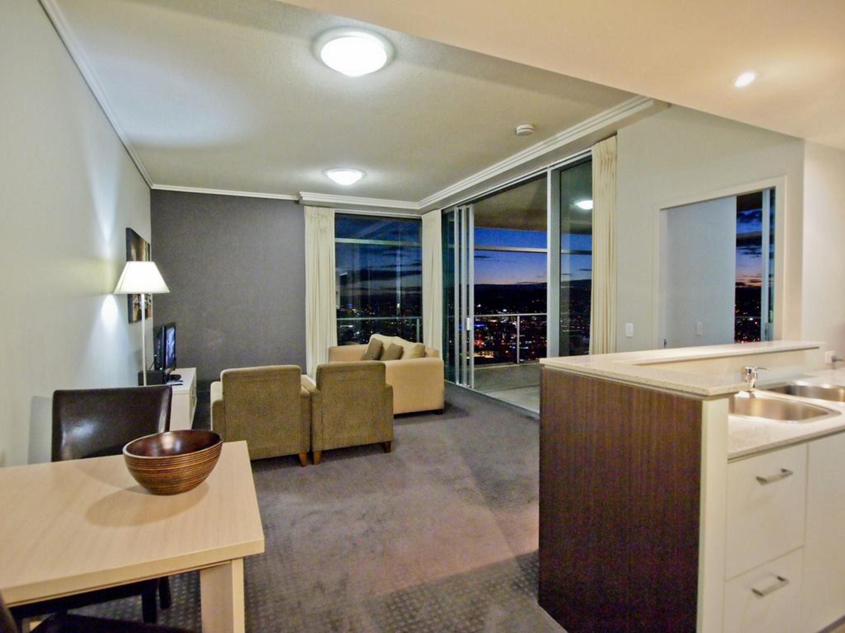 Oaks Brisbane Casino Tower Suites