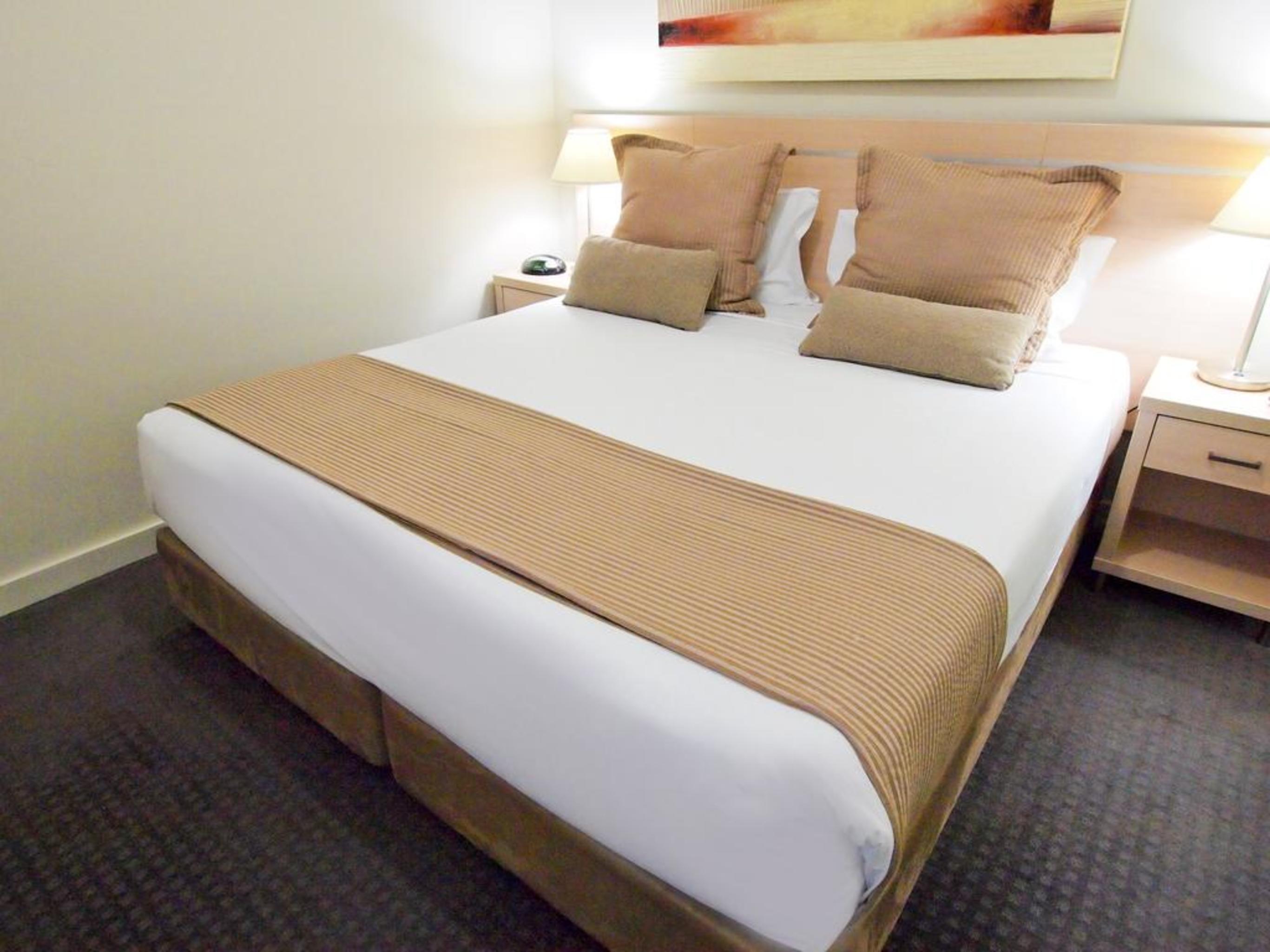 Oaks Brisbane Casino Tower Suites