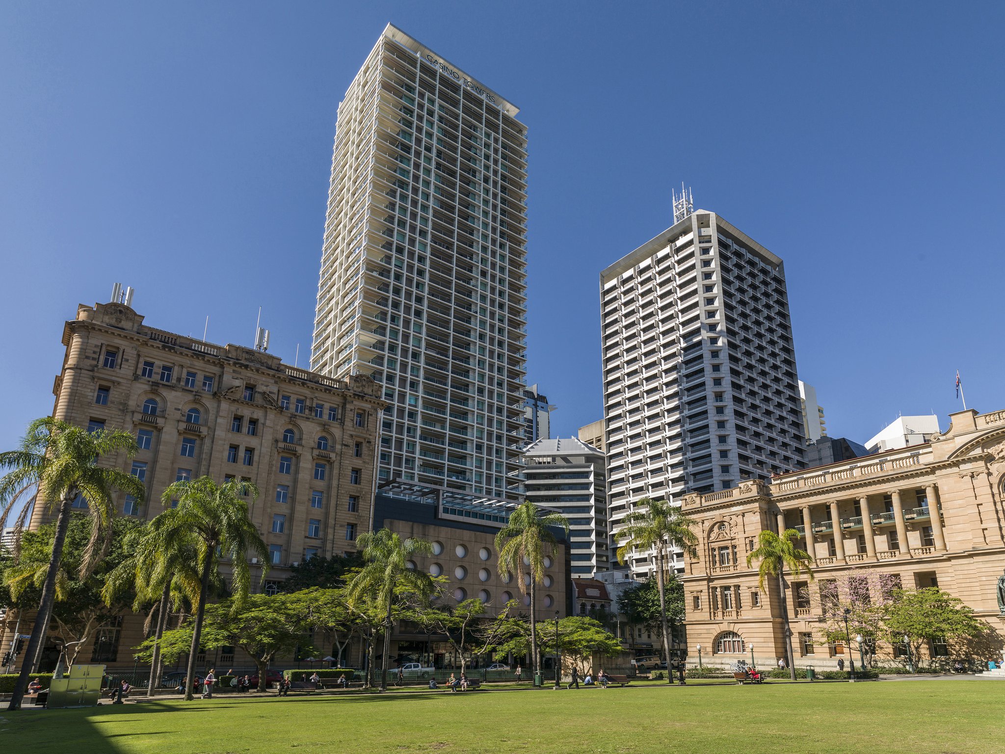 Oaks Brisbane Casino Tower Suites
