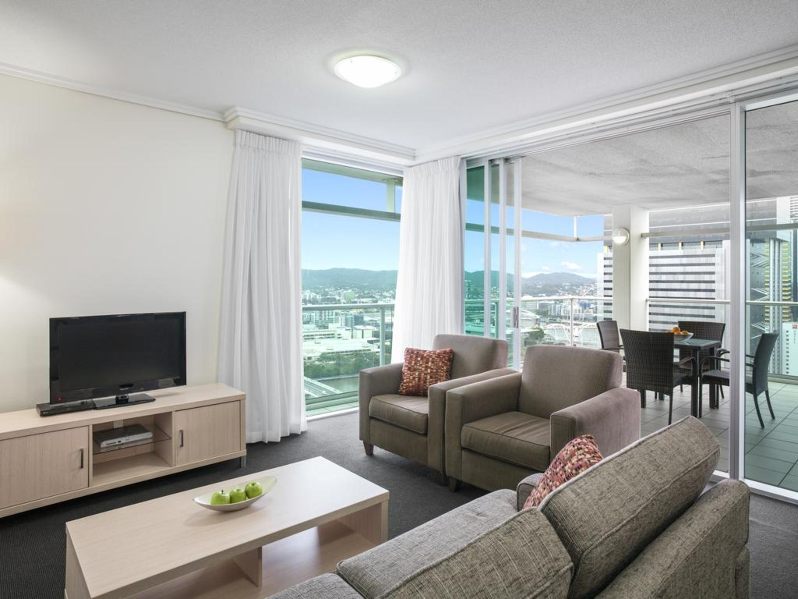 Oaks Brisbane Casino Tower Suites