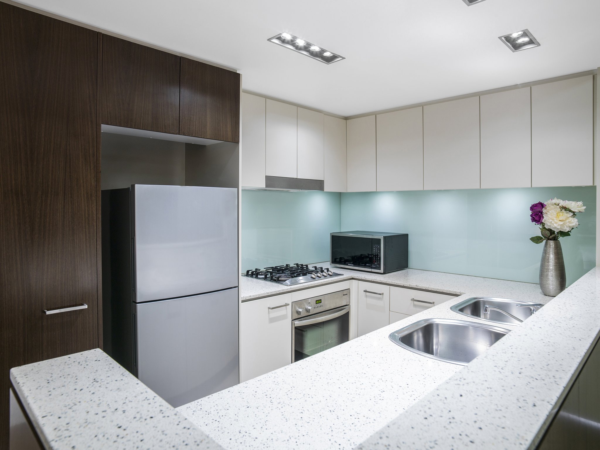 Oaks Brisbane Casino Tower Suites