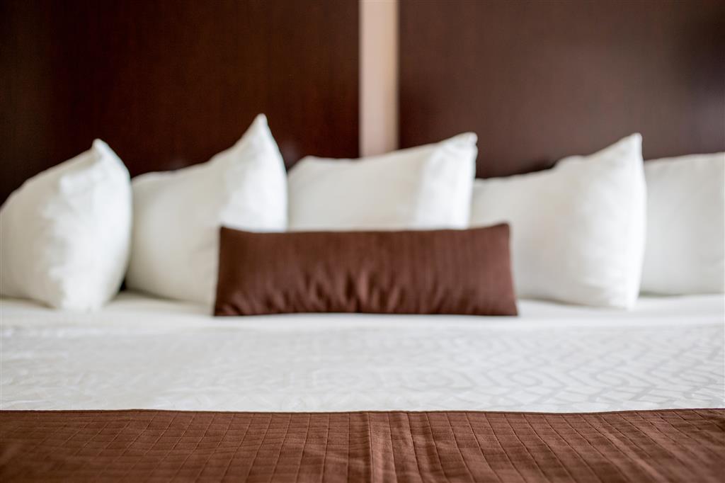 Oaks Brisbane Casino Tower Suites