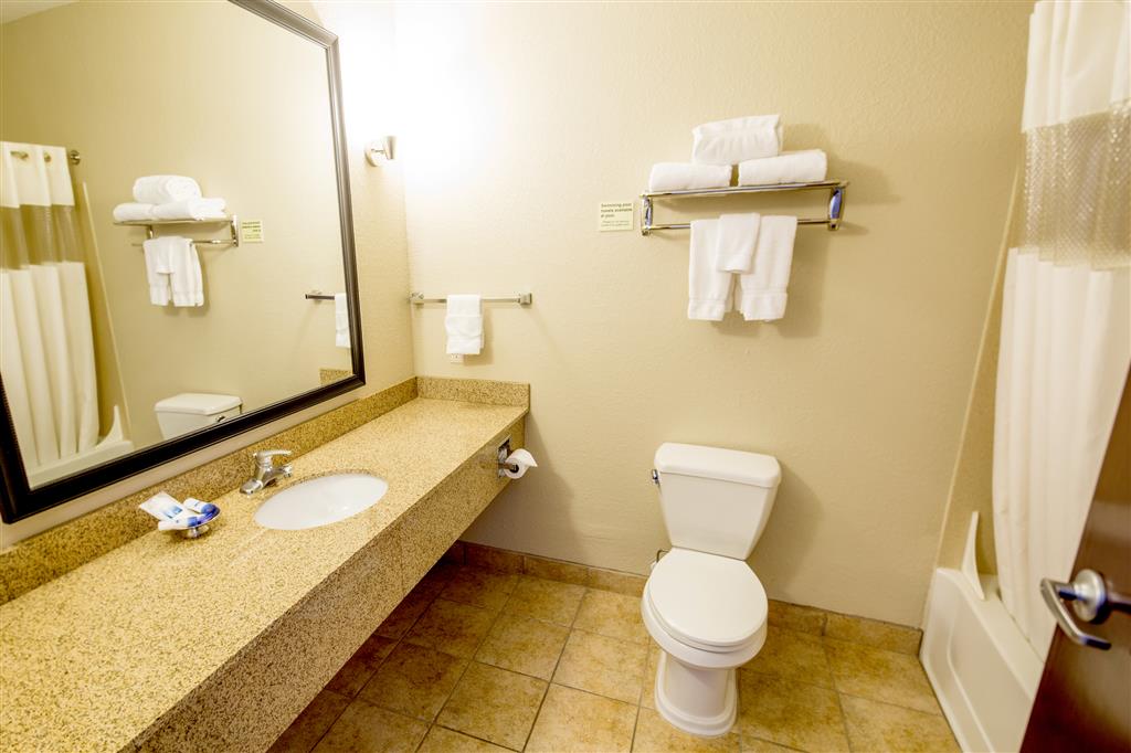 Oaks Brisbane Casino Tower Suites