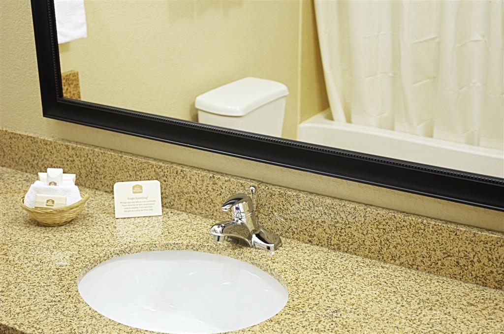 Oaks Brisbane Casino Tower Suites