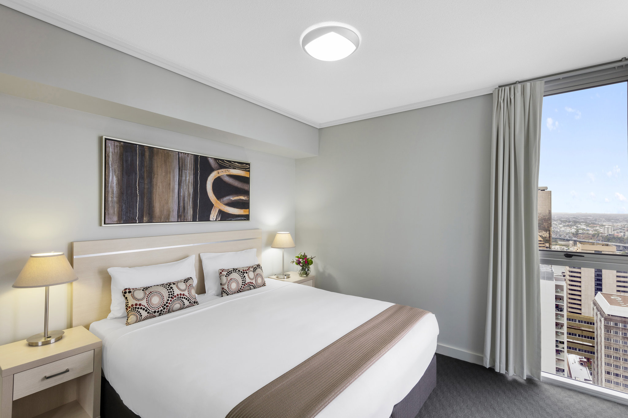 Oaks Brisbane Festival Suites