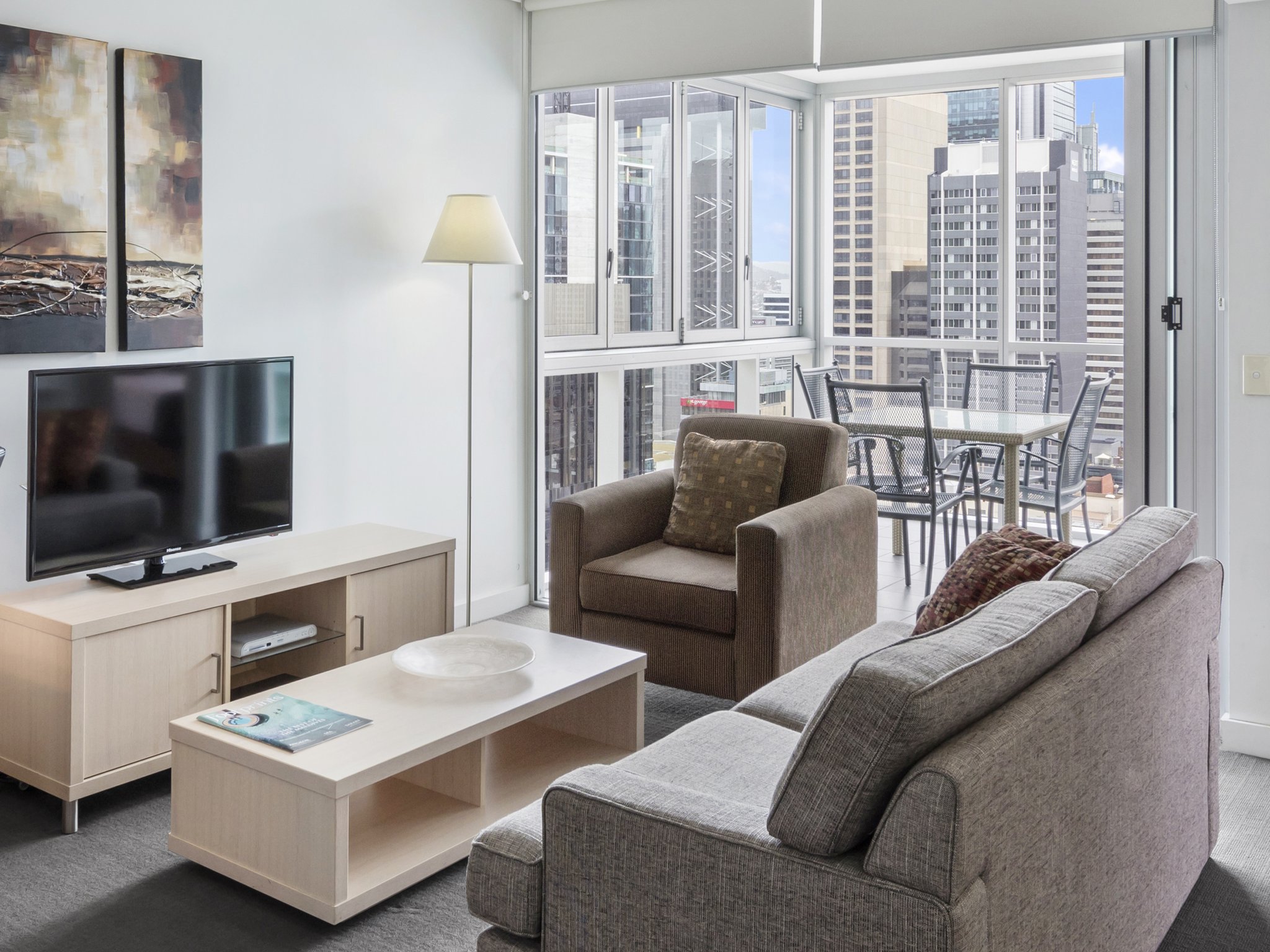 Oaks Brisbane Festival Suites