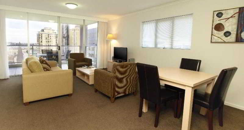 Oaks Lexicon Apartments