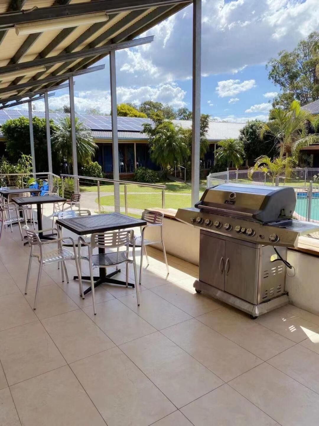 Oxley Motor Inn