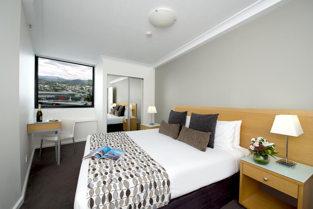 Park Regis North Quay