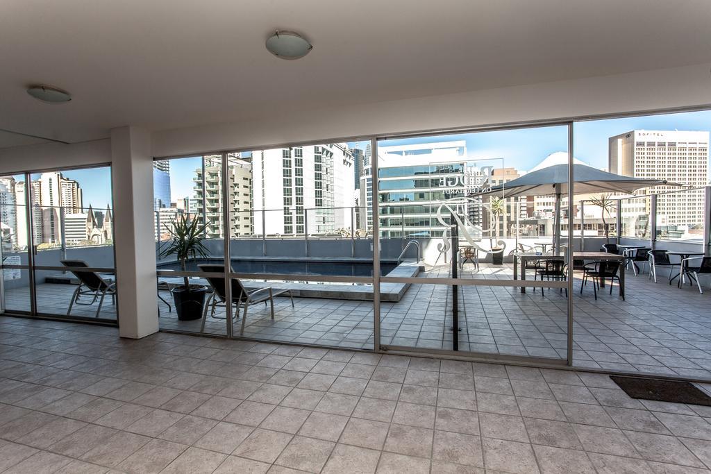 Ridge Apartment Hotel