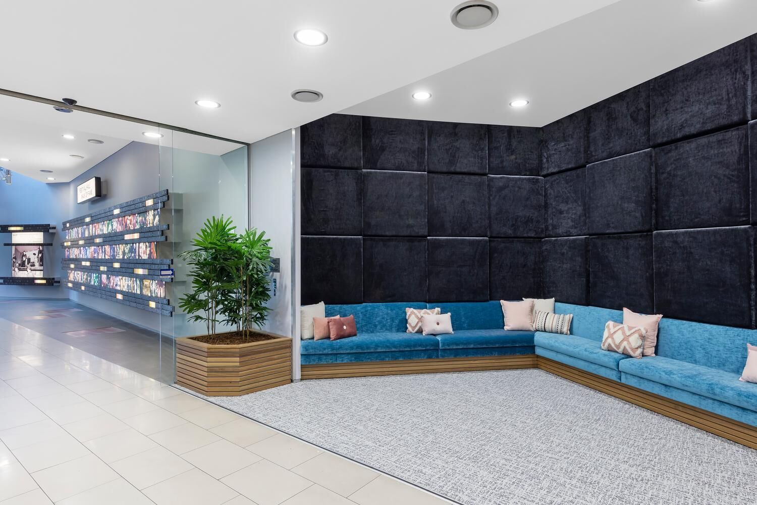 Oaks Festival Towers by SoFun