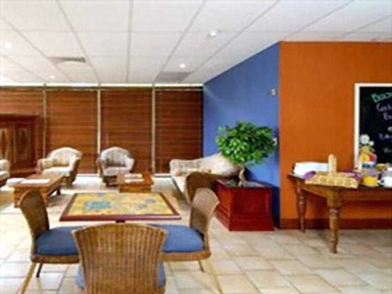 The Summit Apartments