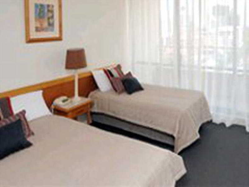 The Summit Apartments