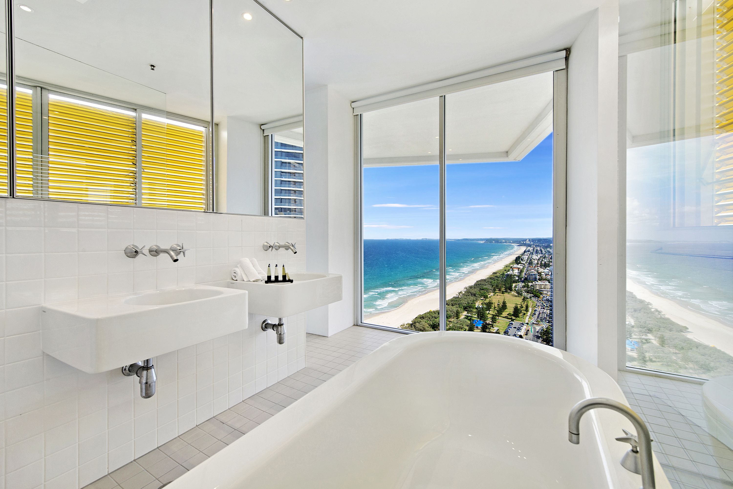 ULTIQA Air on Broadbeach