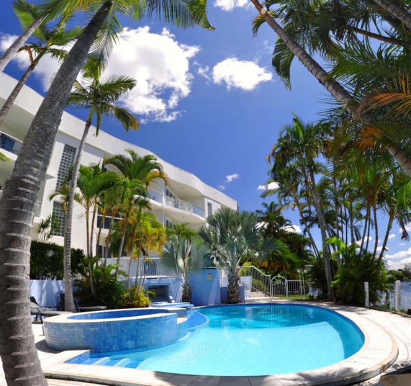 Arc Resort