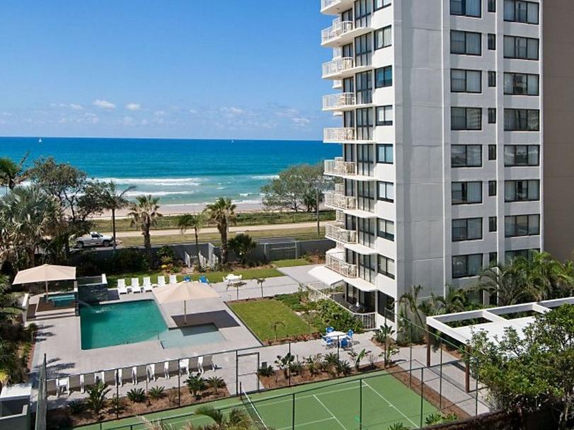 Boulevard Towers