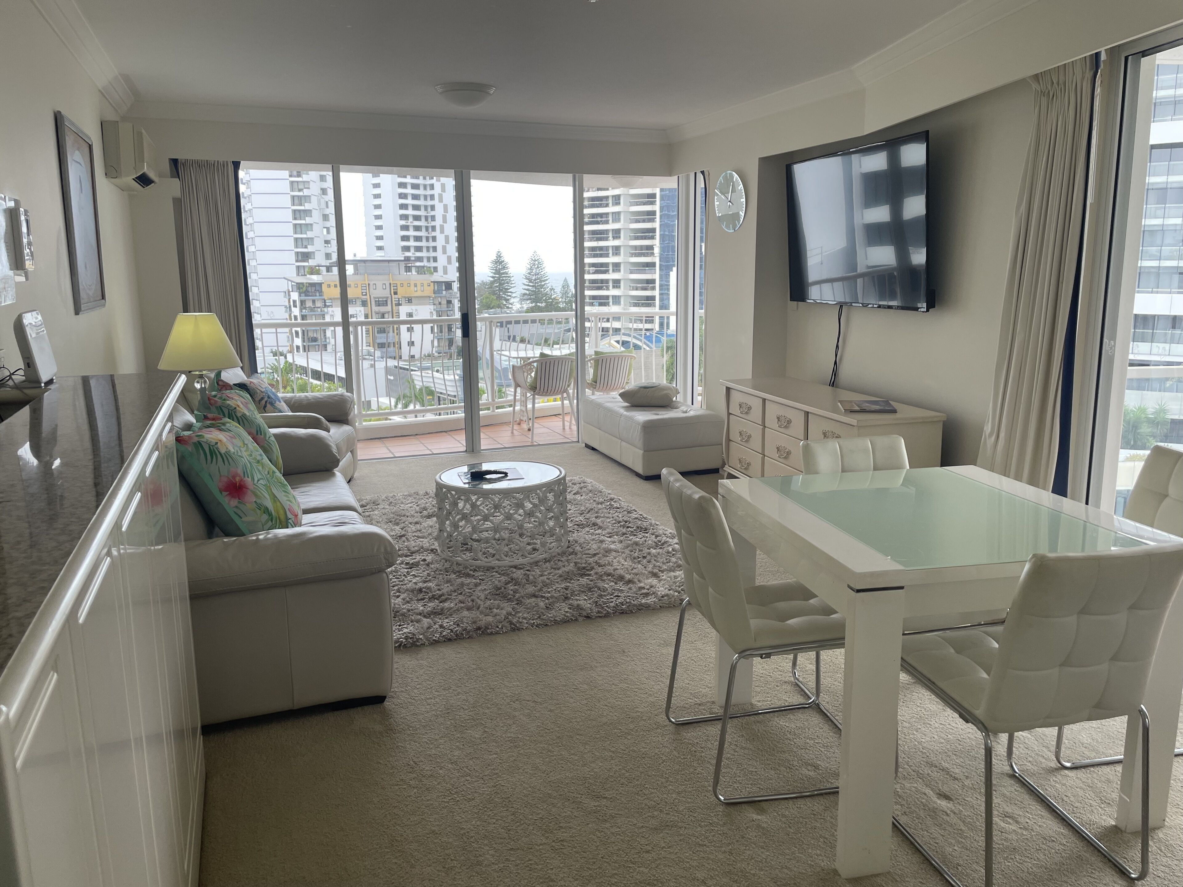 Broadbeach Holiday Apartments