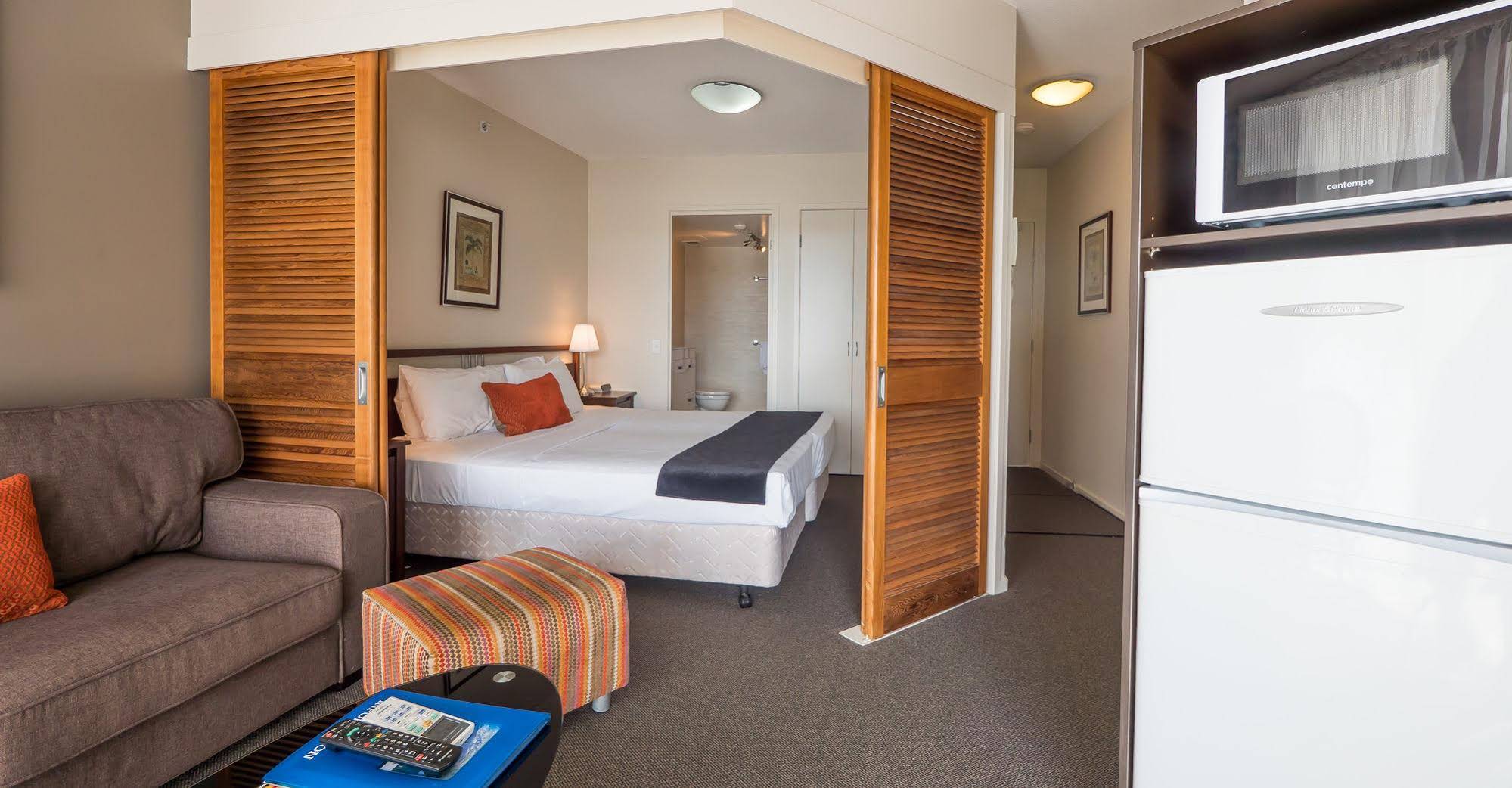 Broadbeach Savannah