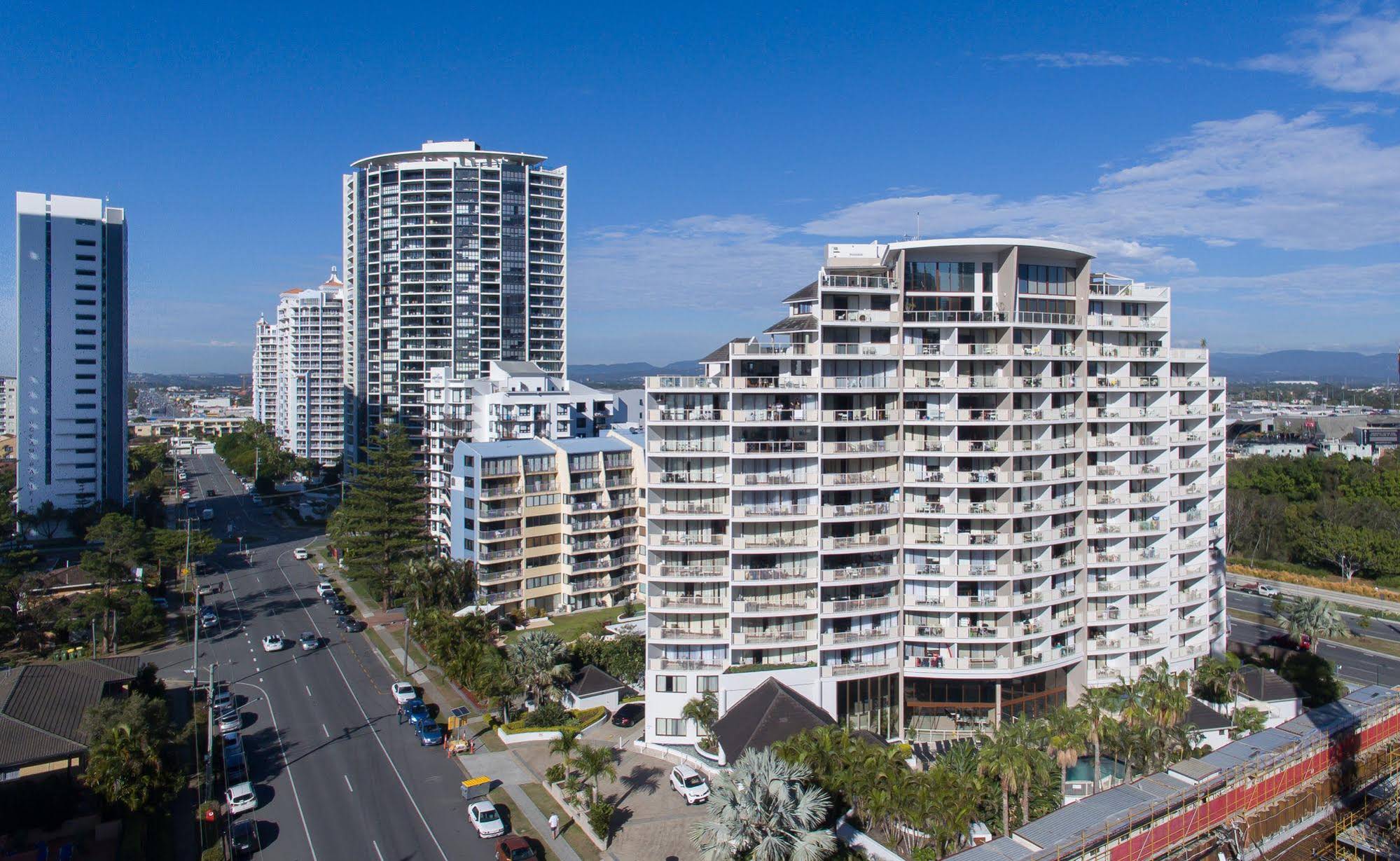 Broadbeach Savannah