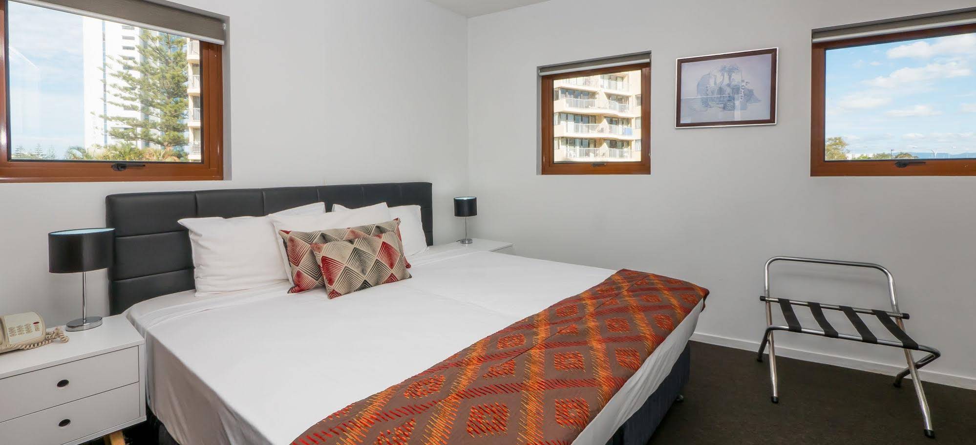 Broadbeach Savannah